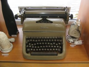 Пишущая машинка «Optima»